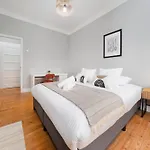 Soar L Entrecampos 3 L Comfort Stay, Fast Wifi, Steps To Metro, Near Campo Grande Park Guest house