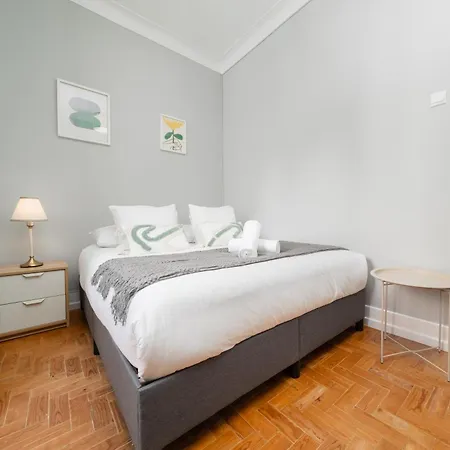 Konukevi Soar L Entrecampos 3 L Comfort Stay, Fast Wifi, Steps To Metro, Near Campo Grande Park