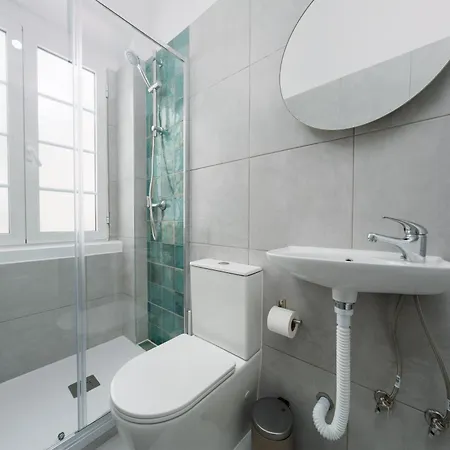 Konukevi Soar L Entrecampos 3 L Comfort Stay, Fast Wifi, Steps To Metro, Near Campo Grande Park *