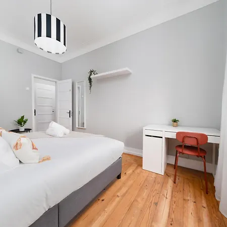 Konukevi Soar L Entrecampos 3 L Comfort Stay, Fast Wifi, Steps To Metro, Near Campo Grande Park Lisboa