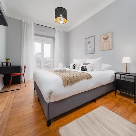 Soar L Entrecampos 3 L Comfort Stay, Fast Wifi, Steps To Metro, Near Campo Grande Park * Lisboa